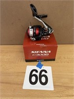SHIMANO SIENNA C3000 FISHING REEL