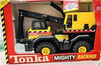 Tonka Mighty Backhoe 748