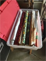 Tote Christmas wrapping paper