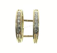 14k Yellow Gold & Diamond Ring Size (4.75)