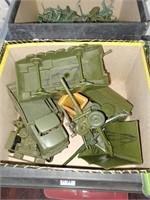 Lot of Various Vtg. Plastic Army Figures and