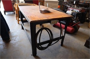 Work Bench With Electrical
