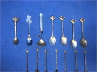 26 MINI COLLECTOR SPOONS