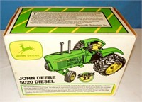 1/16 JD 5020 w/ Duals Farm Toy Museum
