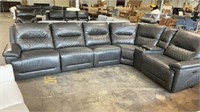 Leather Reclining Sectional. (MISSING ONE POWER