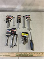 Assorted gear wrenches, universal joints