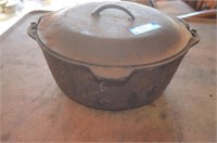 #10 Cast Iron Dutch Oven w/ Lid Made in USA