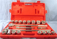 BRAND NEW GRIP SOCKET WRENCH SET