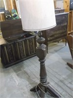 PILLAR BASE FLOOR LAMP, MARBLE TOP END TABLE