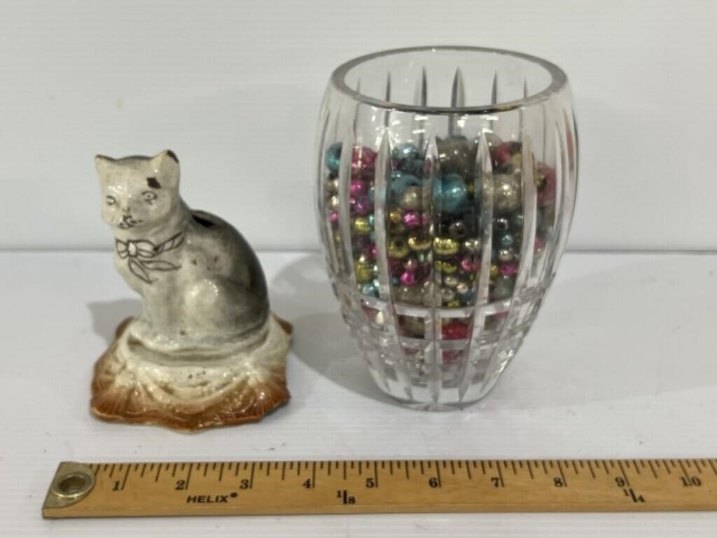 Lead Crystal Vase with Small Christmas Beads,