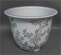 Chinese Porcelain Planter