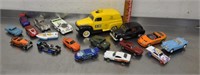 Lot of diecast vehicles, see pics