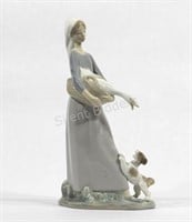 LLADRO, Spain Lady w Goose & Dog Figurine