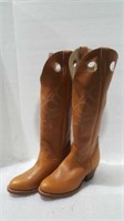 Size 5 B cowboy boots