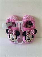 Disney junior Minnie Mouse slippers XL 11/12