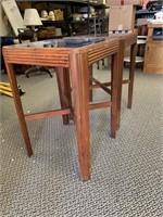 Set of two end tables