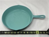 8in. Turquoise Enameled Cast Iron Skillet