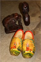 wood statues & dutch shoes