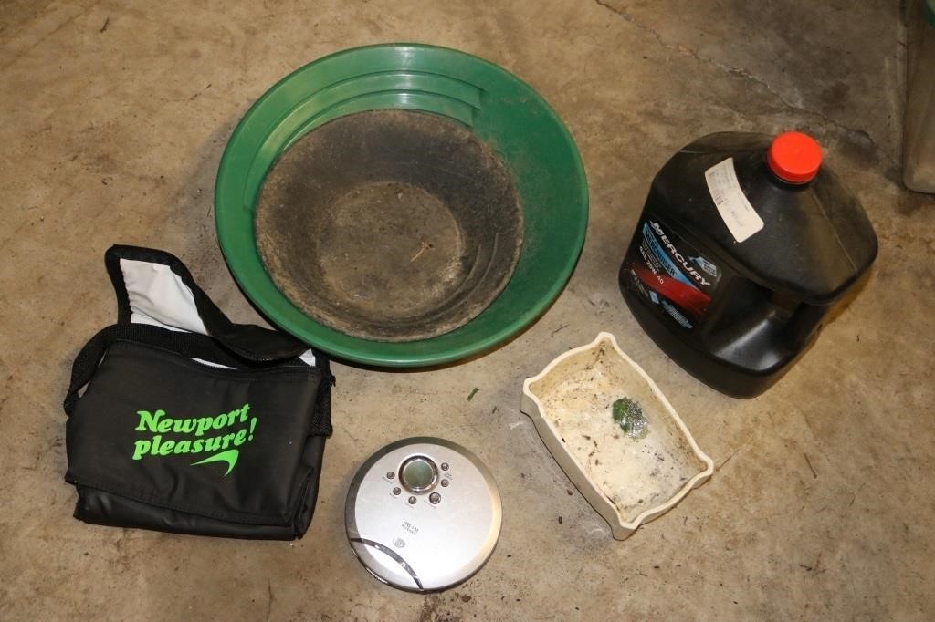 partial jug of mercury 25w 40 oil & misc items