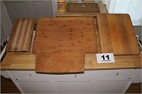 LOT OF CUTTING BOARDS