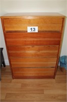 5 DRAWER CHEST-VERY THIN WOOD CONSTRUCTION