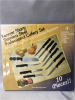 NIB 10 PIECE CUTLERY SET