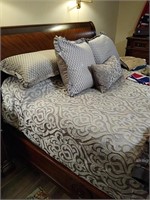 King Size Comforter & Sheet Set with Accent