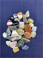 Mixed gemstone lot