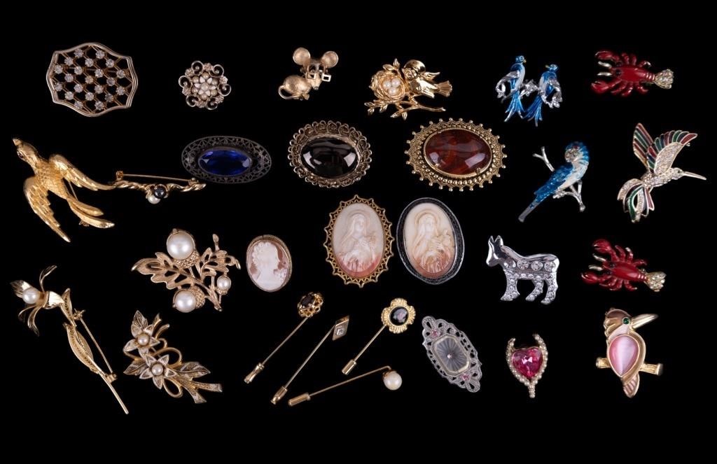Cameo & Collectible Brooches