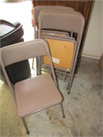 4 folding chairs