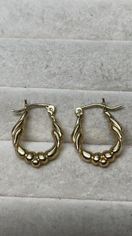 10k Gold Ornate Hoop Earrings