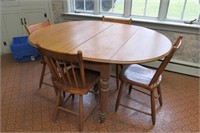 Antique Table & (4) chairs