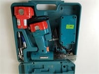 Makita Power Drill w Case, Batteries And Charger