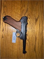 REPLICA MILITARY HAND GUN, #938 MADE IN SPAIN
