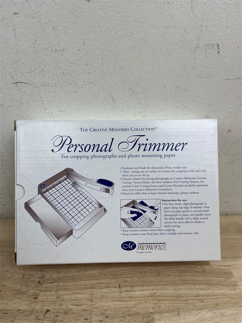 Personal photo trimmer