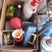 Box w/sprayer, coolant,oil funnels, electrical mis