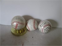 3 BASEBALL WITH SIGNATURES