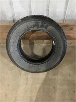 General Grabber  P215/70R16