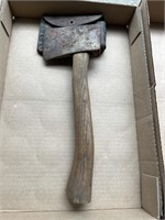 AXE - NO MARKINGS / CASE IS MARKED