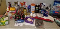 Kitchen & Cleaning Items