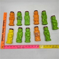 1970s Domino Plastic Sugar-n-Cinnamon Shakers (11)