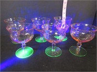 SET OF 6 PINK-GREEN BASE URANIUM WINE GLASSES