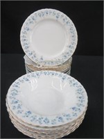 11 ROYAL ALBERT ASSORTED PLATES & BOWLS