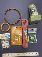 F8) Craft item assortment. Rings, beads, cording &