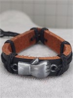 Leather bracelet