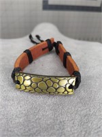 Leather bracelet