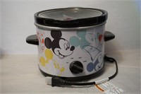 Mickey Mouse Slow Cooker 1.5 Quarty