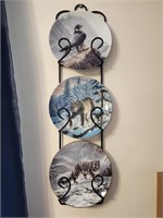 Plate Hanger w/ Decorative Plates