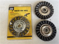 Twisted wire wheel brushes 4"