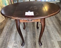 End table, oval drop leaf